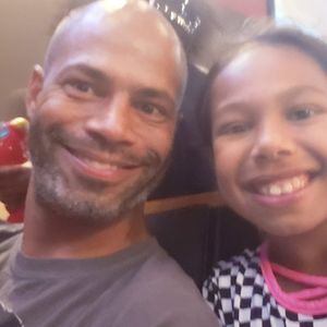 Meet your Posher, Cameron